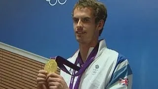 Andy Murray celebrates his Olympic gold at London 2012