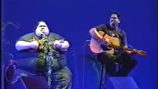 Israel "IZ" Kamakawiwoʻole - "Take Me Home Country Road" LIVE - 1997