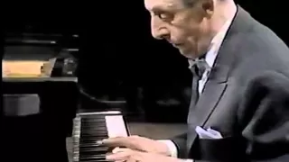 Vladimir Horowitz interrupted by cell phones during concert