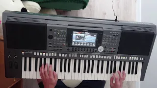 Kolor - Pierwsza miłość |COVER| YAMAHA PSR S-970 ;)