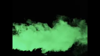 Зелёный туман выпущенный клубится