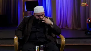 n’Kosove show : Hoxhe Fatmir Latifi - Gjate gjithe emisionit me lot ne sy - Allahun e kemi loçkaman