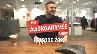 How to Contact Influencers, Music Marketing & Preparing to Live Stream | #AskGaryVee Episode 202