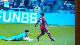 Nick Pope red car vs Liverpool