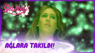 Selena örümcek ağlarına takıldı!🕸🕷