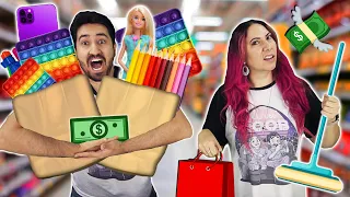 QUEM COMPRAR MAIS COISAS DIVERTIDAS GANHA | Gabriel e Shirley 2.0