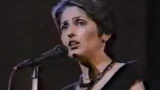 Joan Baez - Oh Freedom - Turn Me Around - 1984