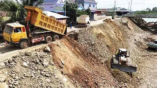 Good Job 100% Complete Canal Side Slope Foundation Building Excellence 5Ton Truck Dumping Rock