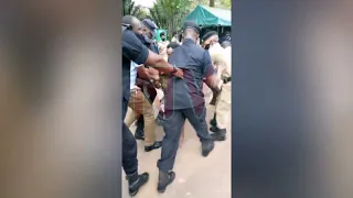 Man tries to set himself on fire at parliament