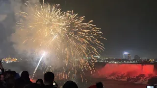 4K - New Years Eve 2024 at #NiagaraFalls *FIREWORKS* 🇨🇦 #canada #NewYearsEve #happynewyear