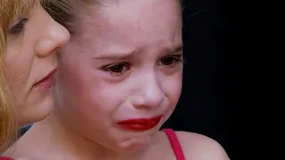 Dance Moms-"MACKENZIE FALLS AND HURTS HERSELF ON STAGE"(S2E14 Flashback)