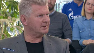 Effenberg stichelt gegen Moderator Brückner | SPORT1 - STAHLWERK Doppelpass