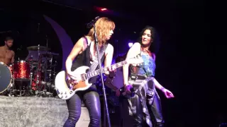 HALESTORM (with special guest, Dorothy) - "I Just Wanna Make Love to You"