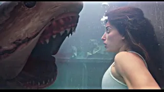 Ema Intenta salvarse del tiburón toro y logra matarlo - Alerta En Lo Profundo 3