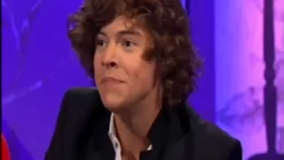 Harry Styles Explains X Factor 'Pussy' Moment! - Alan Carr Chatty Man 29/07/11