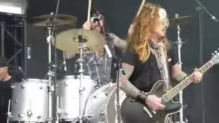 The Dead Daisies : Midnight Moses @ Download Festival 2015