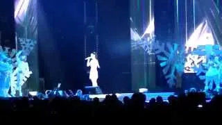 Katy Perry "California Girls" & "Teenage Dream" LIVE @ O2 Arena