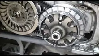 YAMAHA TMAX  500 530 proper way to change VARIATOR ,BELT, CLUTCH