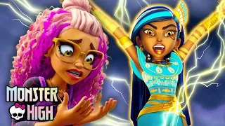 Cleo est découverte par des humains ! | Nouvelle série animée Monster High