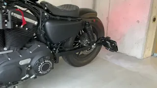 Badass sound!!! Customized Harley Sportster XL883N / 2015