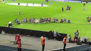 Schalke Fans  feiern die Mannschaft in der Kurve - Braunschweig vs Schalke DFB Pokal