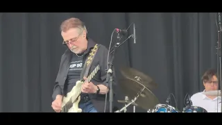 Blue Oyster Cult: "Godzilla" and "Don't Fear the Reaper" Live