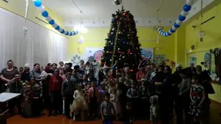 Благотворительная новогодняя елка в Центре детского творчества/ www.serovglobus.ru