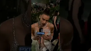 Наряд Шейк на Met Gala🤌🏼 | Канал в tg — YOUR WORLD