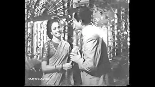 DIL LEKE CHHUPNE WALE - LATA JI - MOHD.RAFI - SHAKEEL BADAYUNI - GHULAM MOHAMMED ( PARAS 1949 )