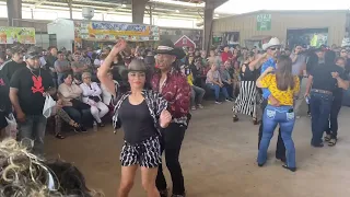 Baile En Vivo En La Pulga De Alamo Texas