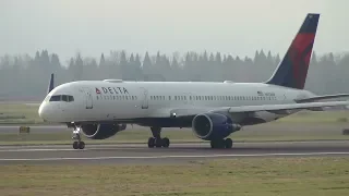 Delta Air Lines 757-200 [N553NW] Takeoff Portland Airport (PDX)