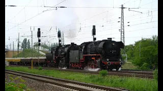 44 1486-8 und 52 8184-5 fahren Schotter nach Staßfurt, 09.05.2009