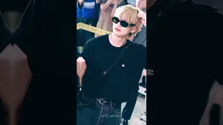 230630 Тэхён как всегда великолепен! Полетел в Париж,красавчик! #Celineboy #taehyung  #bts