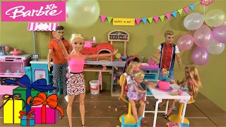 Barbie and Ken Perfect Birthday in Barbie Pizzeria and Sweet Cake Shop with Barbie Sisters and Gifts