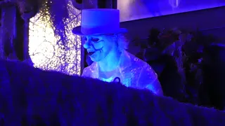Haunted Mansion Three Hitchhiking Ghosts - Boo to You Parade - 2019