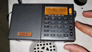 RADIOESCUCHA EN LA PLAYA DESDE UNA ISLA REMOTA XHDATA D-808