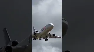 McDonnell Douglas DC-10 Landing at LAX