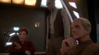DS9 Kanar with Damar (Behind the Lines)