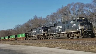 Eastbound intermodal at Elkhart, Indiana. March 10, 2018