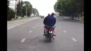Два дебила на мотоцикле Смоленск