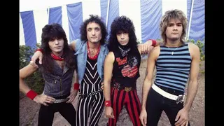 Quiet Riot Cum on feel the Noize ( drum bass and vocals ) #backingtrack