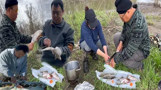 Fishing Split tail at Sacramento River (Catch & Cook) 2024 - Yos Hav Dej Nuv Ntses