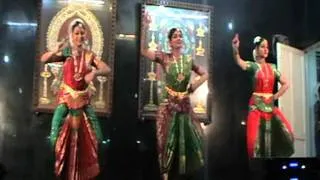 Akshayaa Arts  Dance in Ayyappan Temple