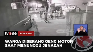 Detik-Detik Geng Motor Serang Warga Terekam CCTV | Kabar Pagi tvOne