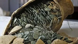 600 кг римских монет IV века обнаружены в Испании #находка #новости