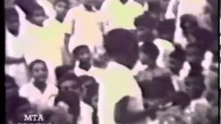 Historic Footage of Qadian and Interview of Bashir Ahmad Orchard at Jalsa Salana UK 2000