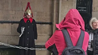 28 /04/24CHANGING OF THE GUARD AT 1PM. RAIN TODAY.