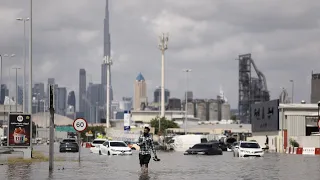 Expertin zu Unwetter-Chaos in Dubai: Keine Wettermanipulation