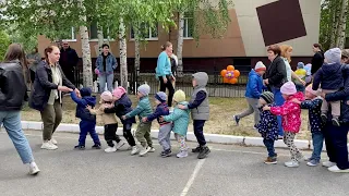 В Нижневартовске устроили праздник для детей с ОВЗ