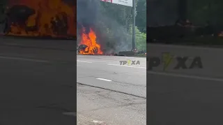 Водій у палаючому салоні: подробиці смертельної ДТП на Харківщині